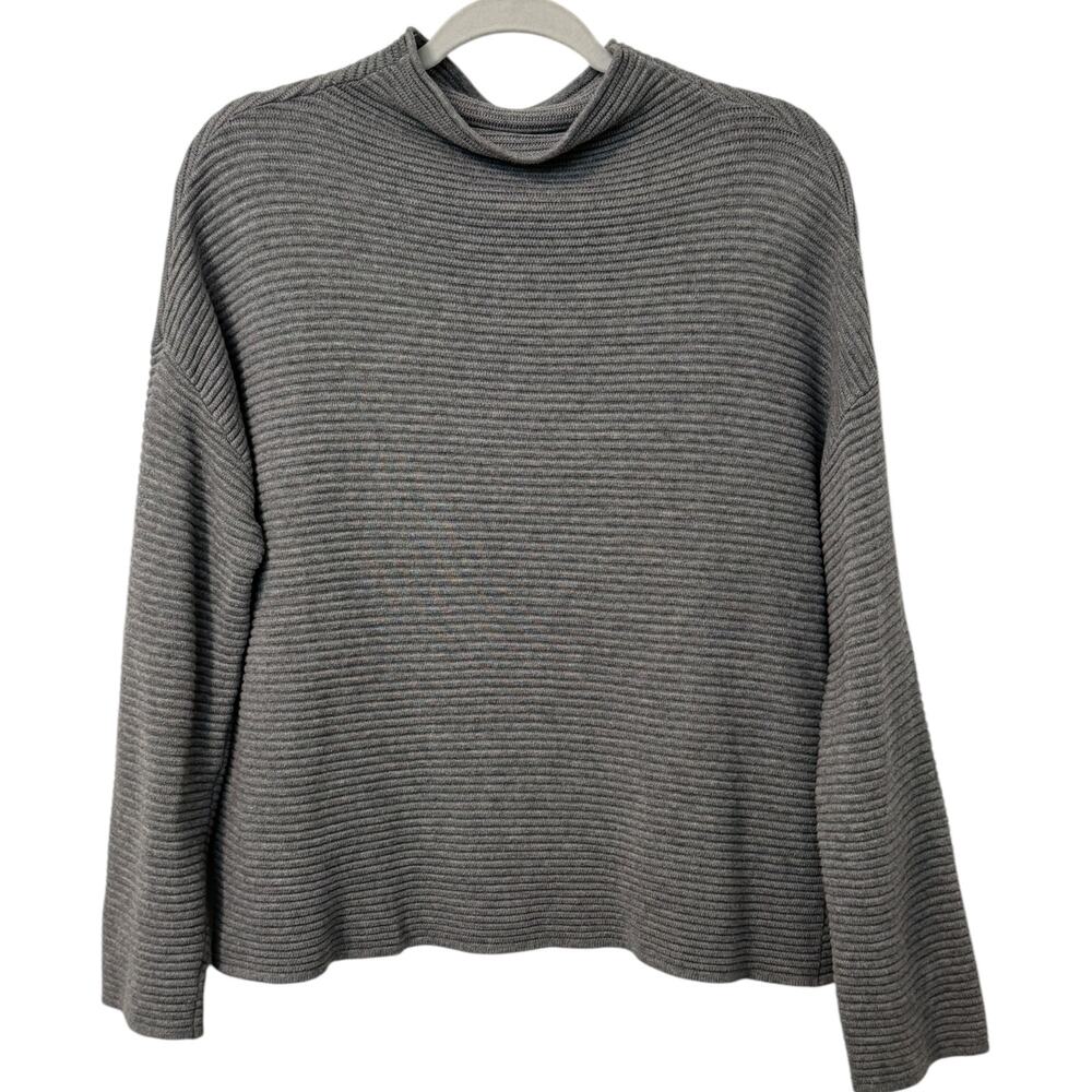 H&M Basic‎ Textured Mock Turtleneck Sweater